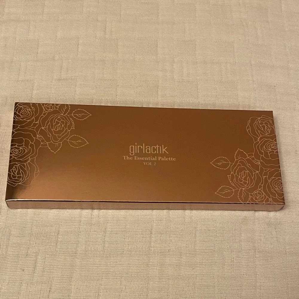 GIRLACTIK Makeup Palette Vol. 2
